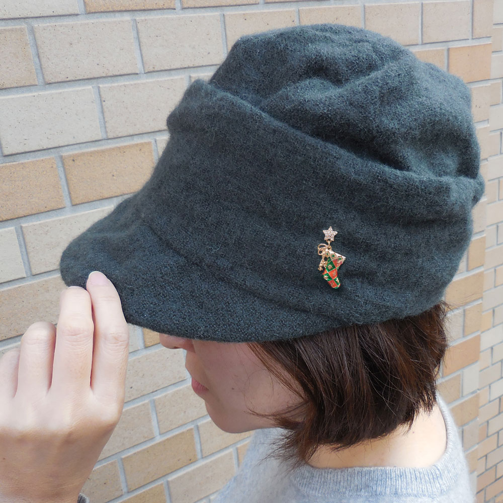 クリスマスブーツのピンブローチ