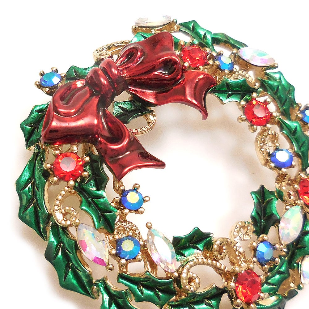 クリスマスリースのブローチ