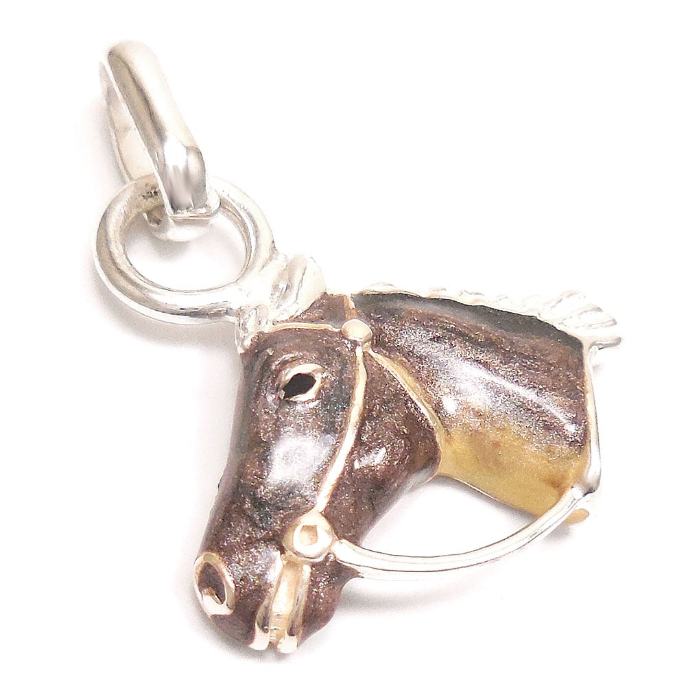 サツルノ：馬のシルバーチャーム