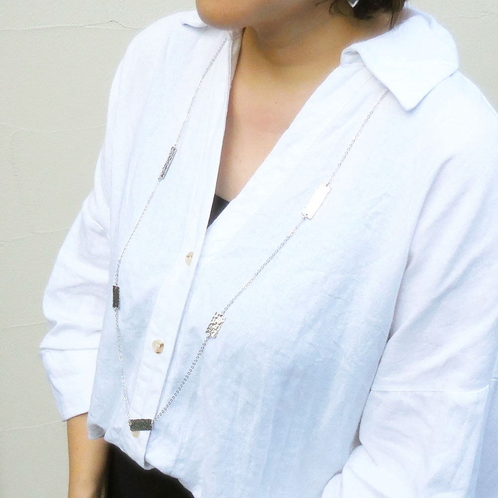 シルバーロングネックレス：レクタングルステーション