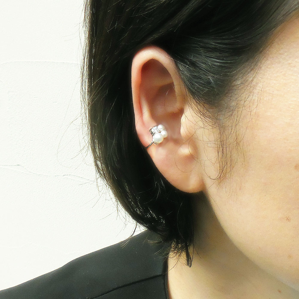 シルバーイヤーカフ：淡水パール＆キュービックジルコニア