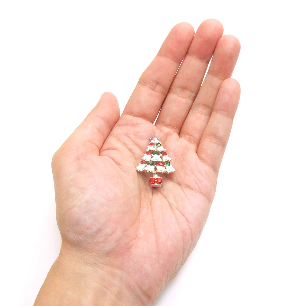 クリスマスツリーのブローチ