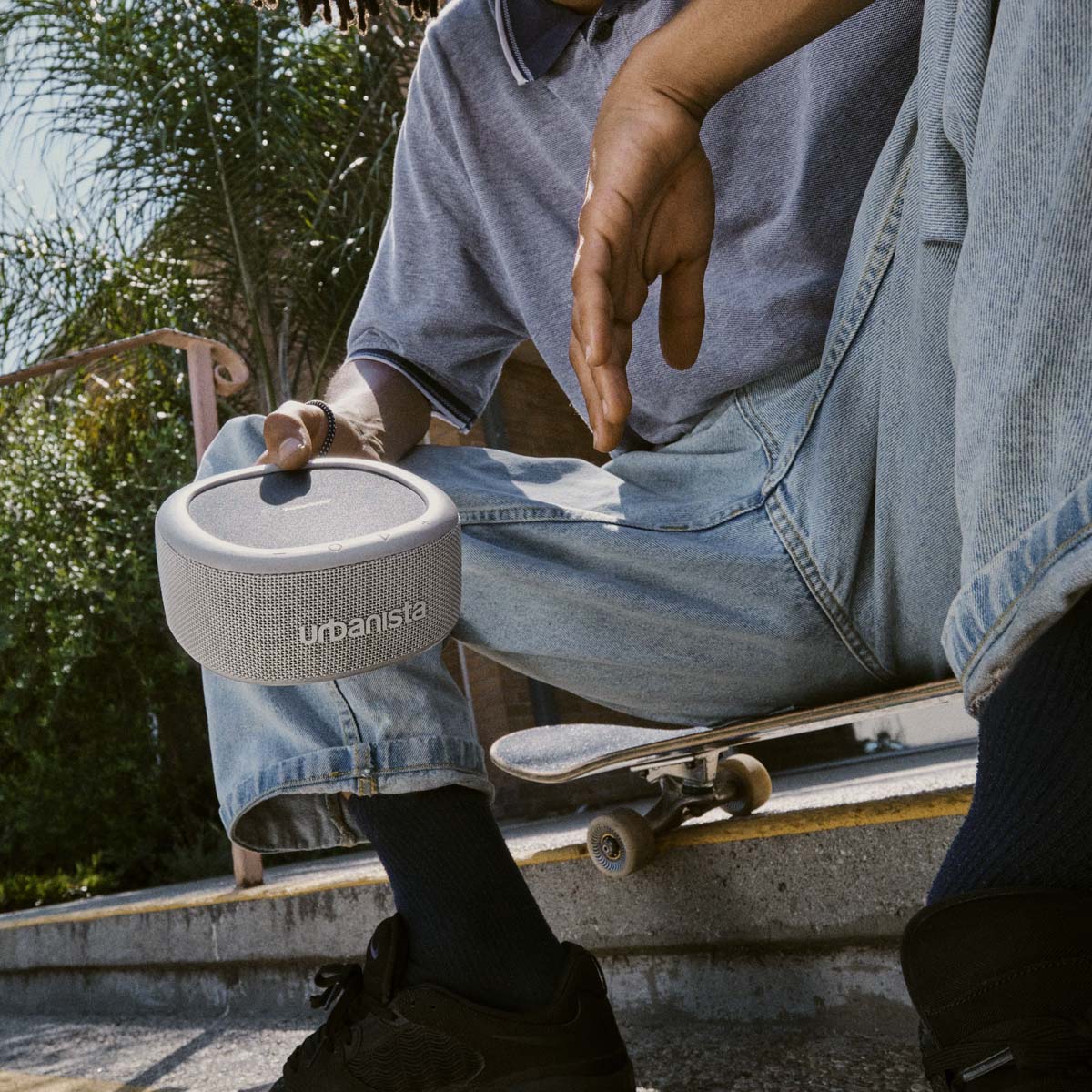 urbanista[アーバニスタ] ワイヤレススピーカー MALIBU[マリブ] Gray Bluetooth ソーラー充電機能搭載スピーカー デザートグレー (1037551) グレー