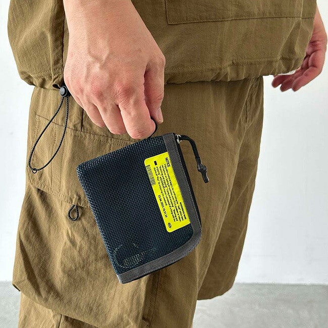 WEEKEND(ER) ウィークエンダー PVCメッシュマルチケース(ブルー