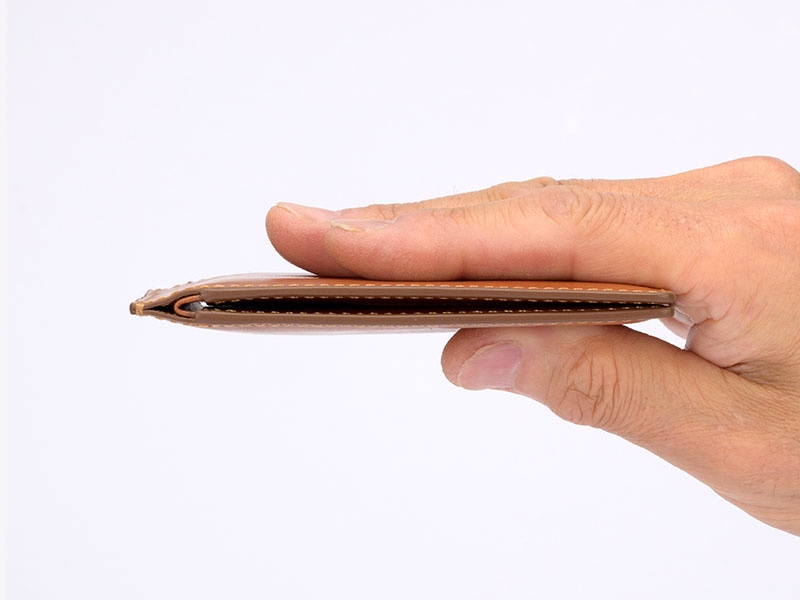 MILAGRO piatto イタリアンレザー・スマートウォレット(小銭入れなし)