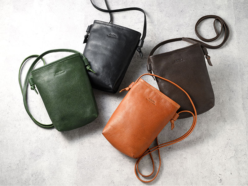 ANON ゴートレザー・ミニショルダーバッグ（縦型）