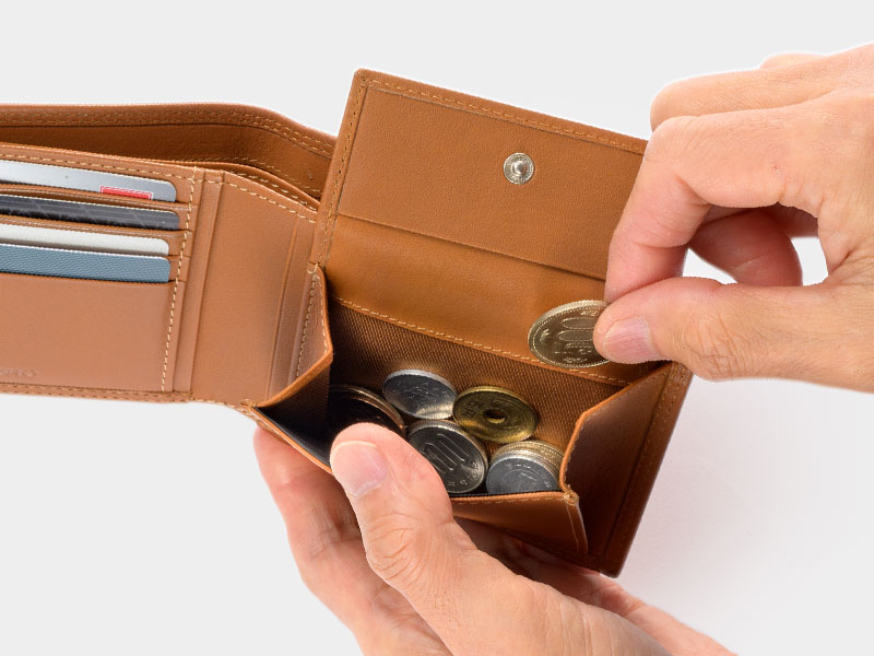 MILAGRO キップレザー・二つ折り財布