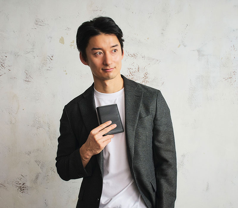 MILAGRO キップレザー・二つ折り財布