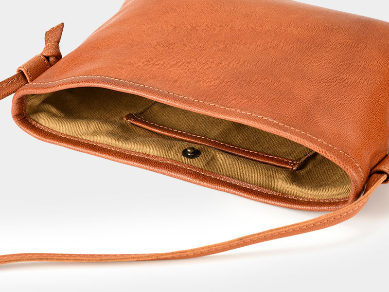 ANON ゴートレザー・ミニショルダーバッグ（横型）