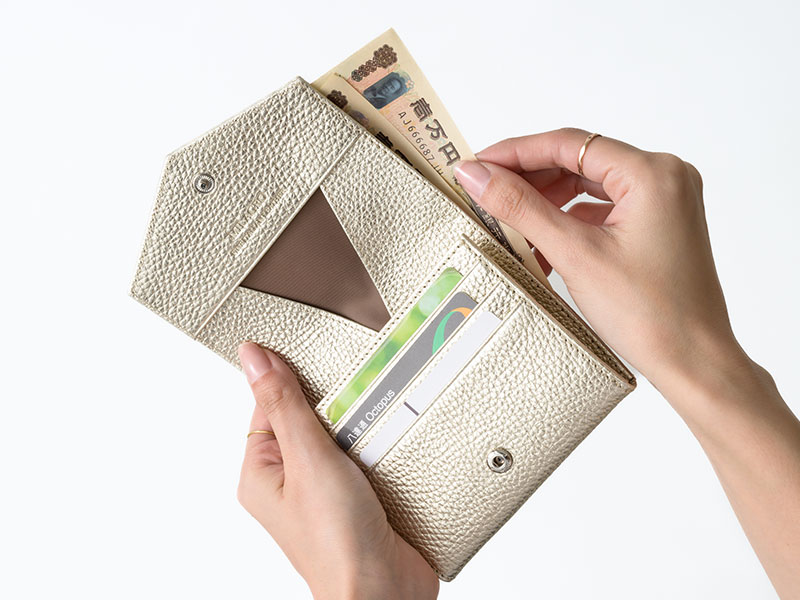 MILAGRO イタリアンメタリックレザー ギャルソン2つ折り財布