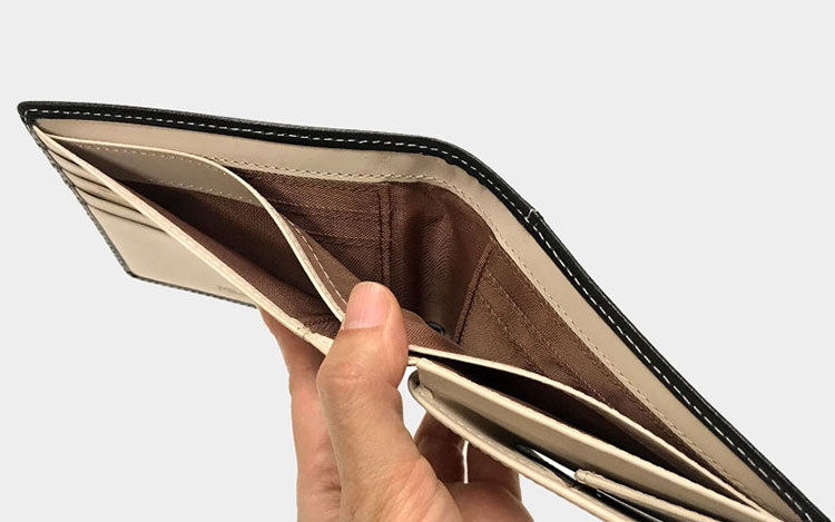 MILAGRO タンポナートレザー・2つ折り財布 ボックス小銭入れ付き